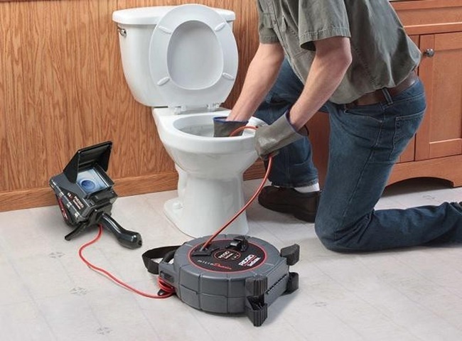 Thông bồn cầu bằng muối có nhiều lợi ích