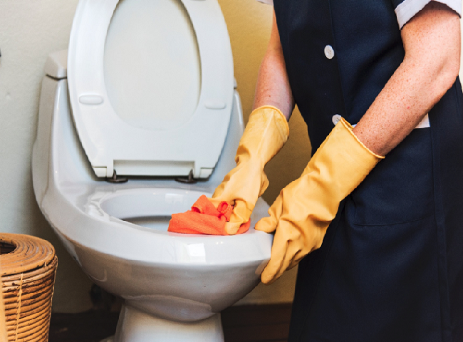 Hệ quả do bồn cầu không thoát hơi gây ra